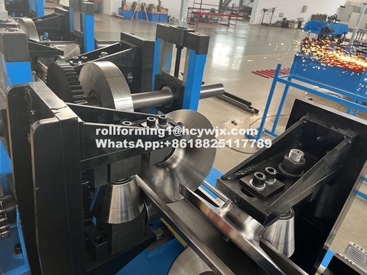 Een klik CZ Purlin Interchange Roll Forming Machine Keten Drive