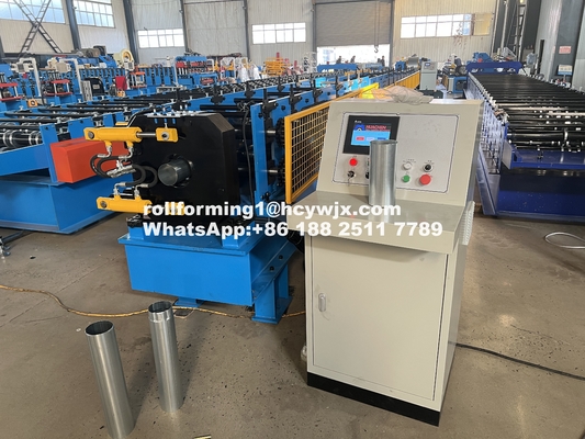 0.45-0.6mm Materiaaldikte Downspout Roll Forming Machine met 5,5kw motorvermogen