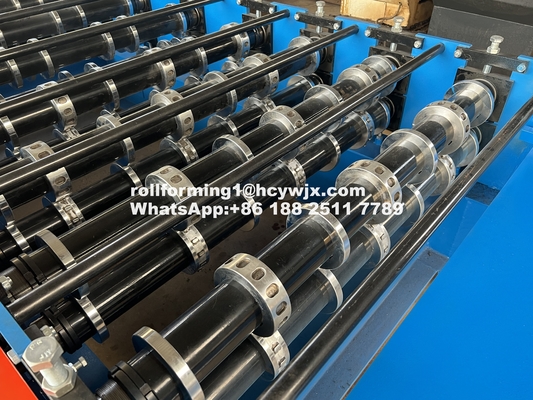 Hydraulische 11 11 5.5KW motor vloer dek rollen vormmachine 8-12m/min snelheid met PLC besturingssysteem
