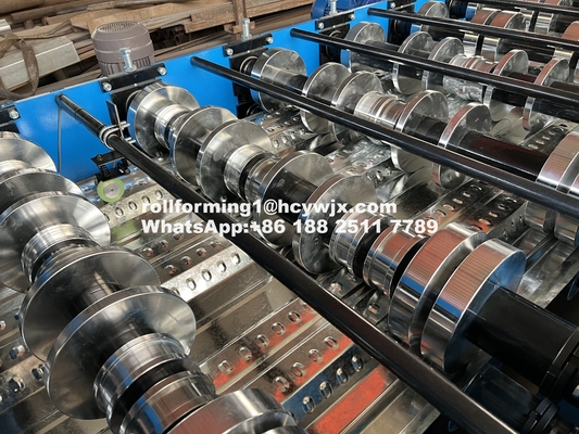 Hydraulische 11 11 5.5KW motor vloer dek rollen vormmachine 8-12m/min snelheid met PLC besturingssysteem