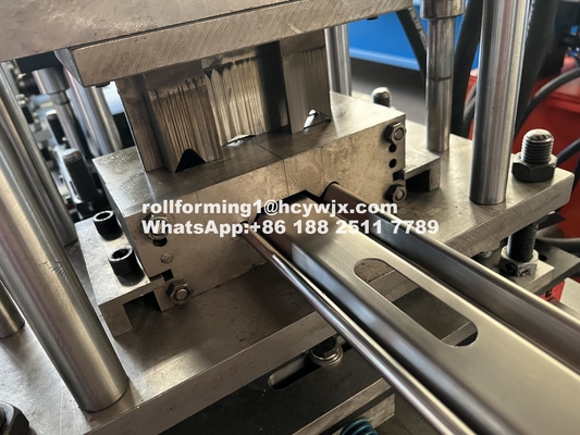 Aanpasbare sluiter deur roll vormen machine voor uw unieke productie behoeften