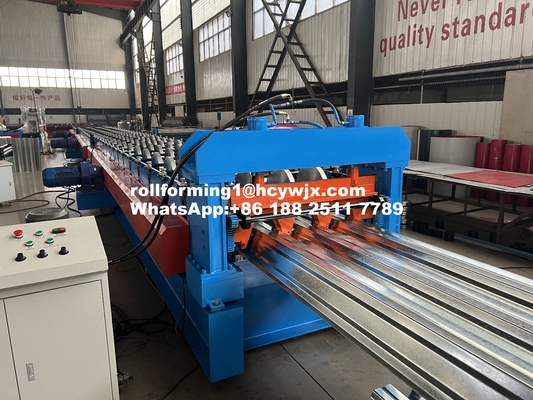 Betrouwbare dragerplaat T153-40L-840 Floor Decking Roll Forming Machine Accurate
