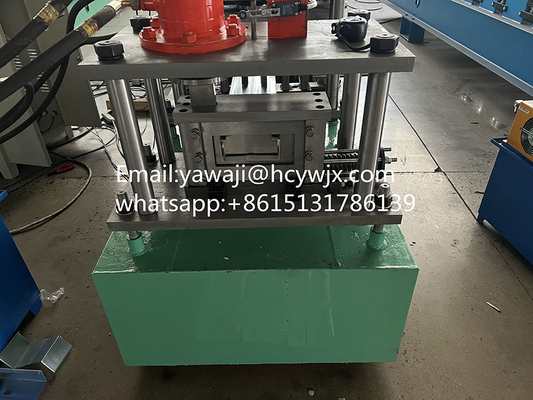 C Purlin rollforming machine met automatische perforatie