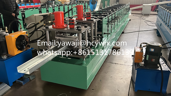 C Purlin rollforming machine met automatische perforatie