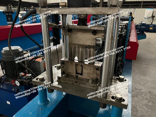 Sectie Garagedeur Geleiderail Track Schuifrolvormmachine