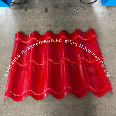 Custom 13-22 Vormingsstation Metalen Dakpan Rolvormmachine met 380V Spanning en 5.5+4KW Vermogen voor Kleurstaalplaat