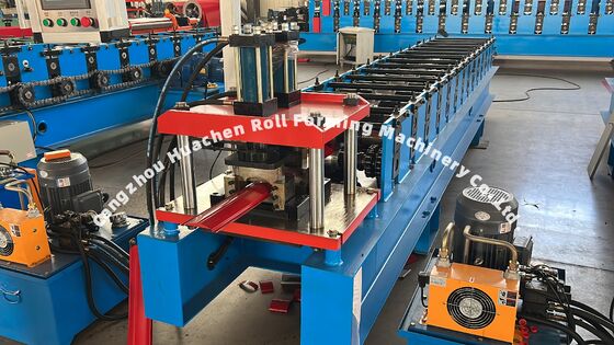 Stalen koudvormmachine
