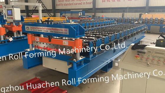Machine voor het maken van dakplaten met metalen panelen Machine voor het drukken van tegels met rollen Machine voor het vormen van vloertegels met een golfvormige trapeziumvorm