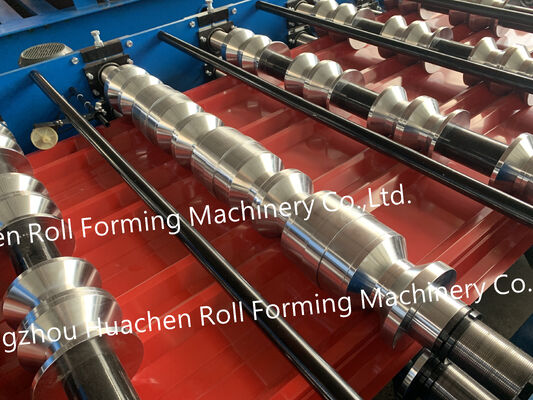 Machine voor het maken van dakplaten met metalen panelen Machine voor het drukken van tegels met rollen Machine voor het vormen van vloertegels met een golfvormige trapeziumvorm