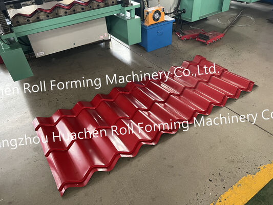 Machine voor het vormen van daktegels Machine voor het maken van glazen tegels Machine voor het maken van stalen platenrol