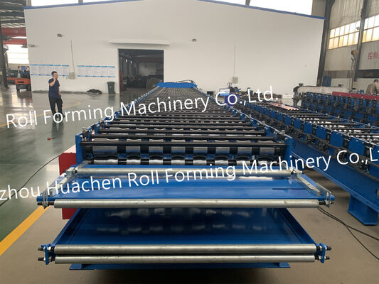 Doppelschermrolvormende machine voor daktegels