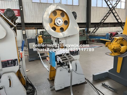 45# Steel Roll Forming Machine Gear Transmit Beacon 6 / Beacon 10 0-35m/Min.