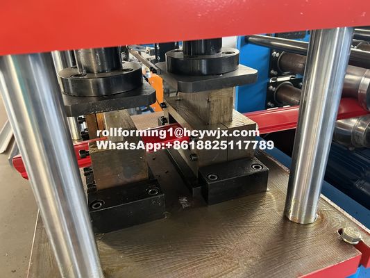 Hydraulisch snijden 50 Hz wandpaneel rolvormende machine keten aangedreven