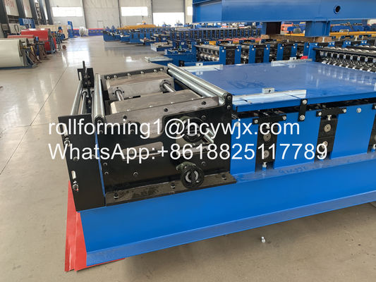 Het voeden van Lijst15m/Min Double Layer Roofing Sheet Broodje die Machine vormen